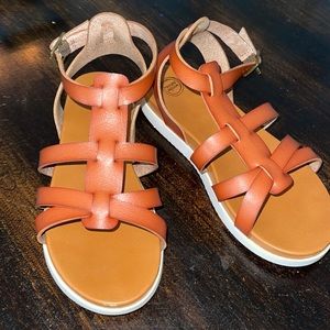 Girls sandals